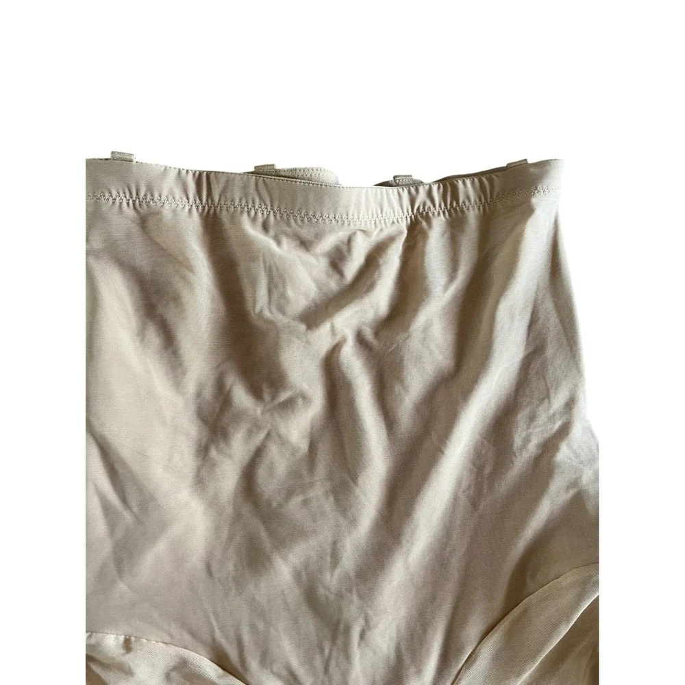 HONEYLOVE SuperPower Shapewear Short‎ in Sand